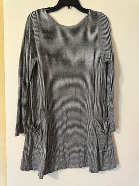 Eileen Fisher size M